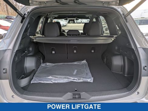 Certified 2025 Subaru Forester Premium AWD/4WD image 33