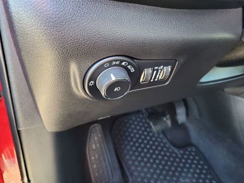 New 2026 Jeep Compass Latitude image 14