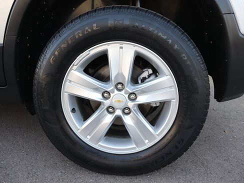 Used 2018 Chevrolet Trax LS AWD/4WD image 41