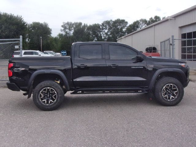 Used 2023 Chevrolet Colorado ZR2 w/ ZR2 Convenience Package III AWD/4WD image 8