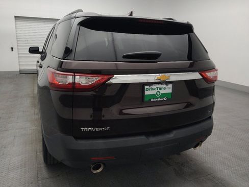 Used 2021 Chevrolet Traverse LT FWD image 6