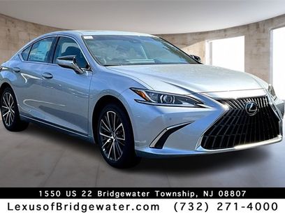 New 2025 Lexus ES 300h w/ Premium Package