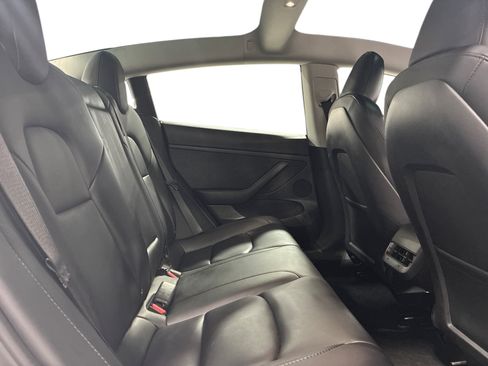 Certified 2023 Tesla Model 3 Standard Range RWD image 11