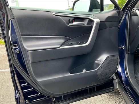 Used 2024 Toyota RAV4 XLE image 21