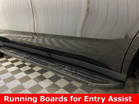 Certified 2022 Chevrolet Tahoe RST w/ Sport Performance Package image 18