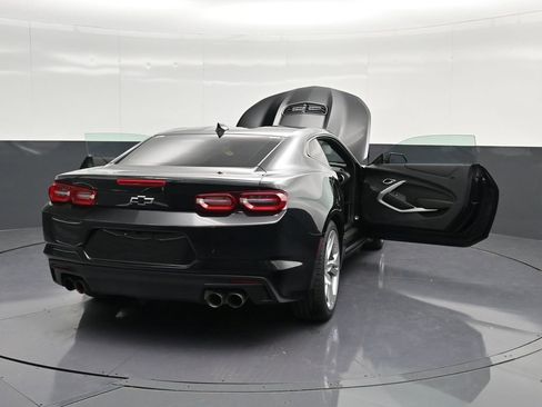 Used 2023 Chevrolet Camaro LT RWD image 34