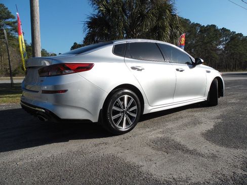 Used 2020 Kia Optima Premium image 4