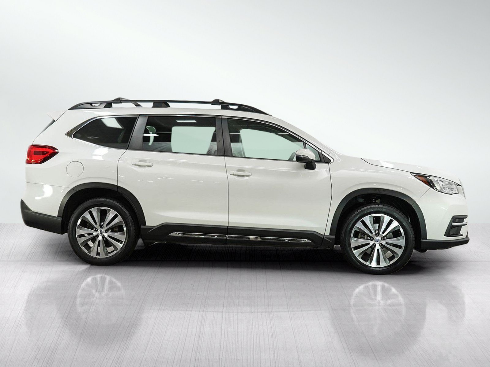 Used 2019 Subaru Ascent Limited w/ Popular Package #3 AWD/4WD image 6