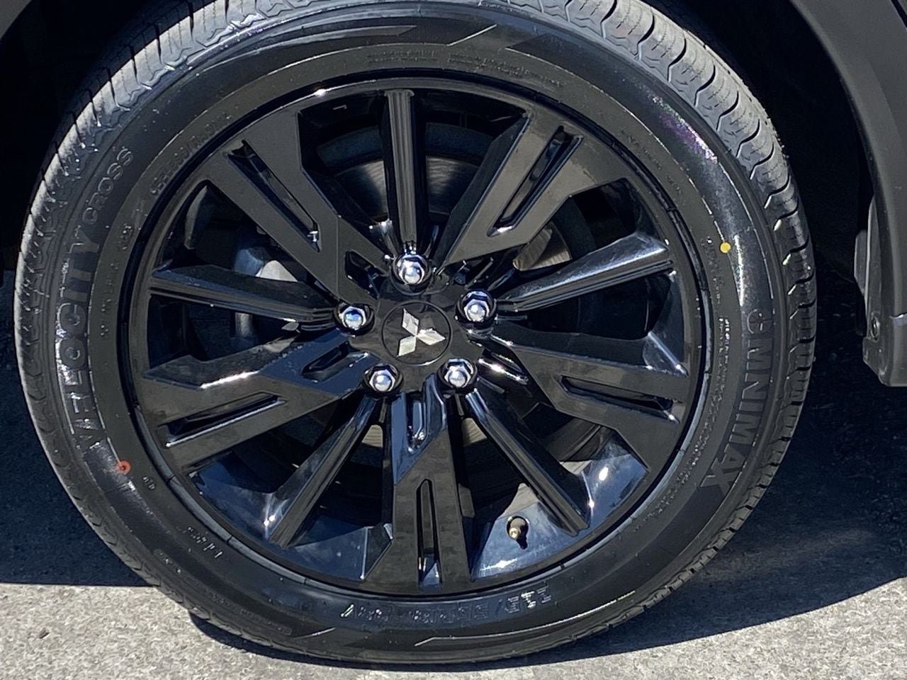 Used 2024 Mitsubishi Eclipse Cross AWD image 8