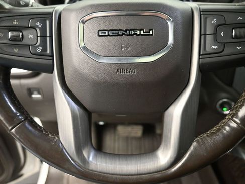 Used 2019 GMC Sierra 1500 Denali w/ Denali Ultimate Package image 17