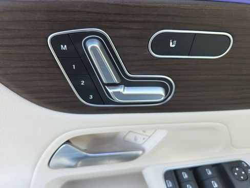 Certified 2025 Mercedes-Benz GLA 250 4MATIC image 22