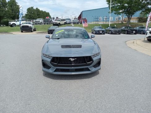 Used 2024 Ford Mustang GT RWD image 2