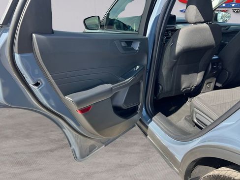 Used 2023 Ford Escape Active image 12