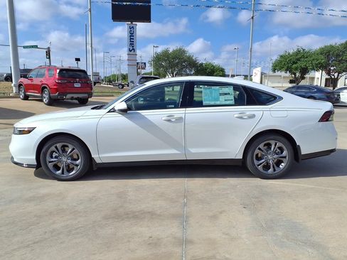 New 2026 Honda Accord EX-L image 4