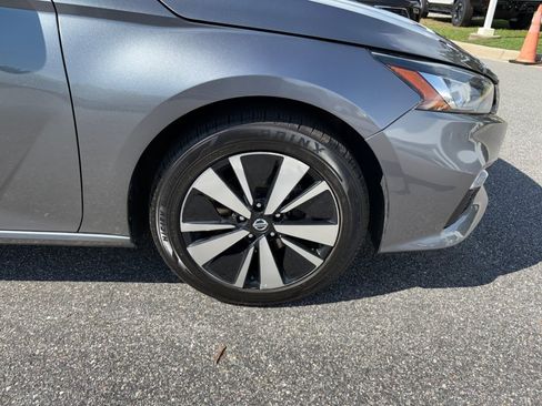 Used 2022 Nissan Altima 2.5 SV AWD/4WD image 25