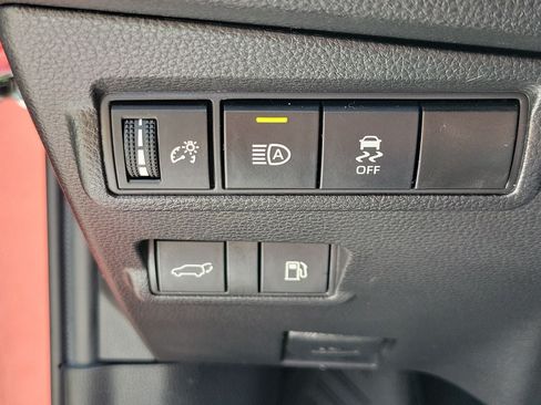 Used 2025 Toyota Corolla Cross AWD Hybrid w/ Convenience Package image 30