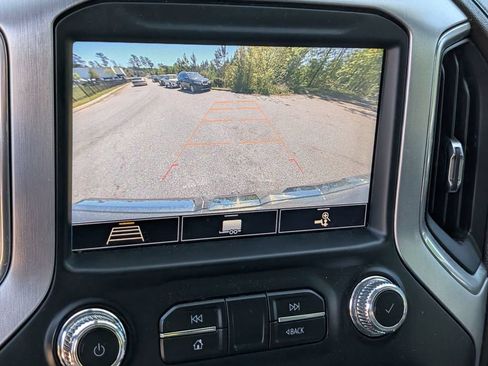 Used 2020 GMC Sierra 1500 SLT RWD image 23