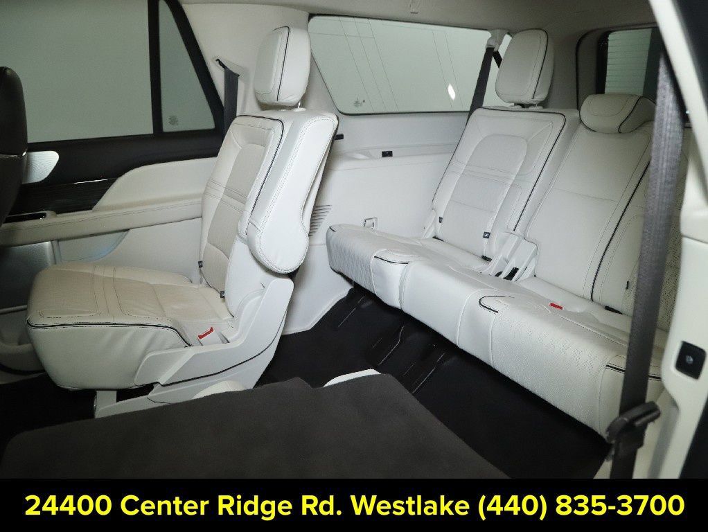 Used 2022 Lincoln Navigator L Black Label AWD/4WD image 15