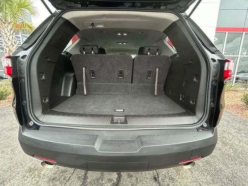 Used 2018 Chevrolet Traverse LS image 20