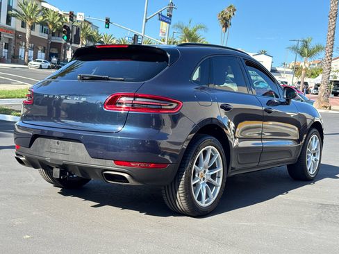 Used 2017 Porsche Macan AWD/4WD image 8