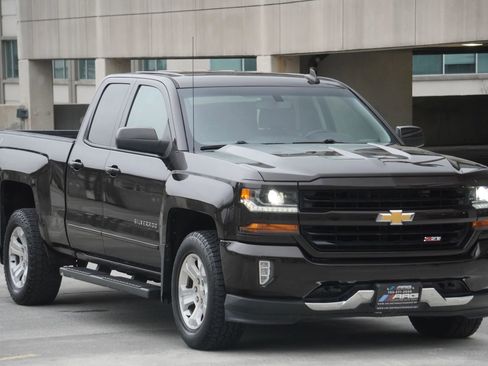 Used 2018 Chevrolet Silverado 1500 LT w/ All Star Edition AWD/4WD image 16