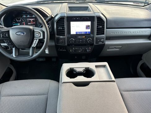 Used 2022 Ford F250 XLT image 4
