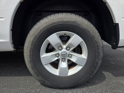 Used 2017 RAM 1500 Tradesman w/ Popular Equipment Group AWD/4WD image 9