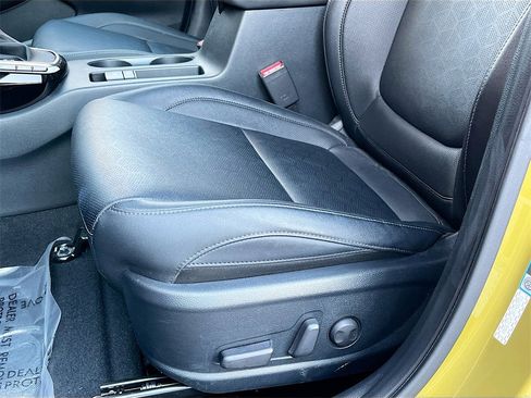 Used 2024 Kia Seltos SX w/ SX Sunroof Package image 20