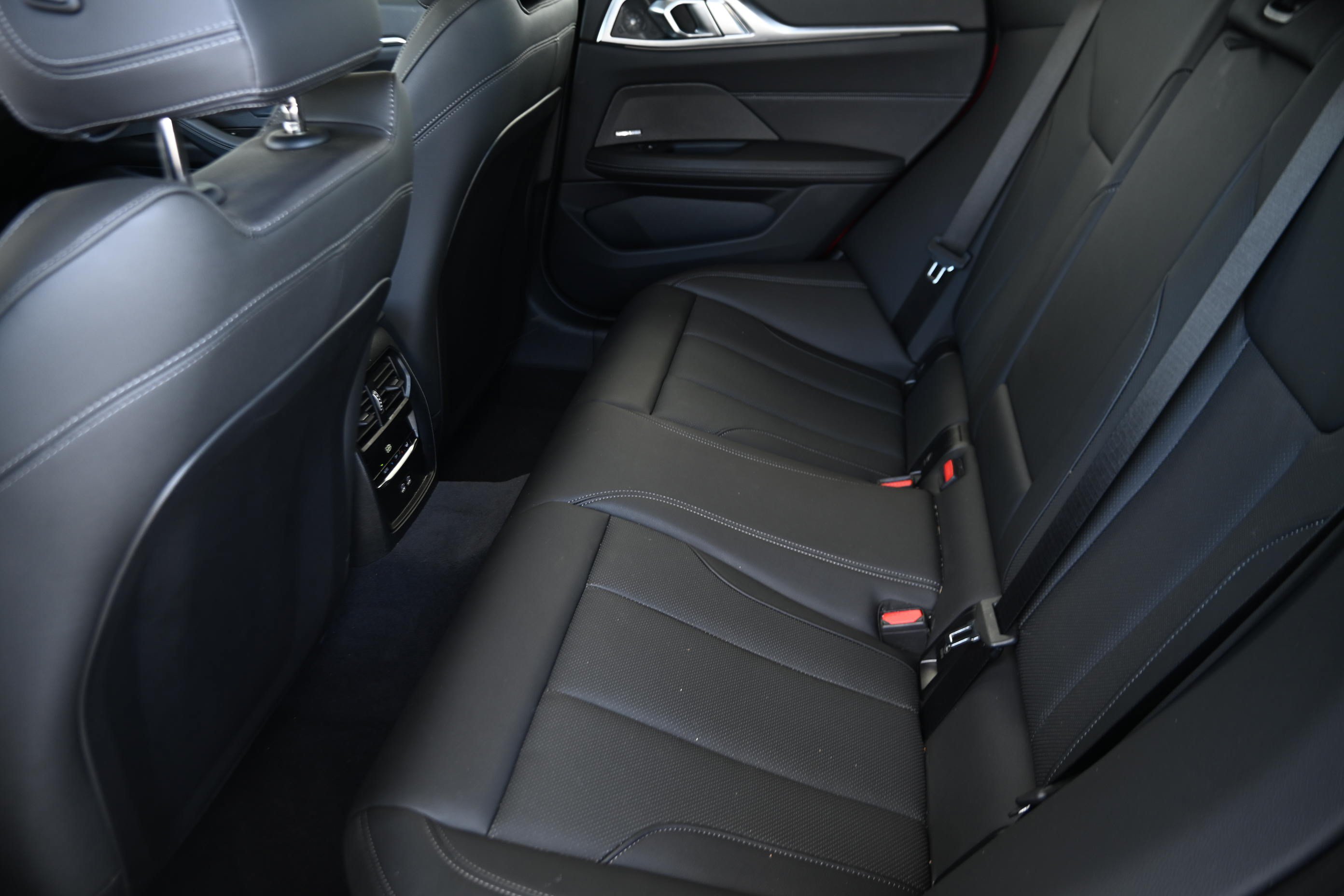 Certified 2026 BMW 430i w/ Premium Package RWD image 13