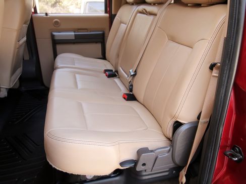 Used 2016 Ford F250 Lariat w/ Lariat Ultimate Package image 50