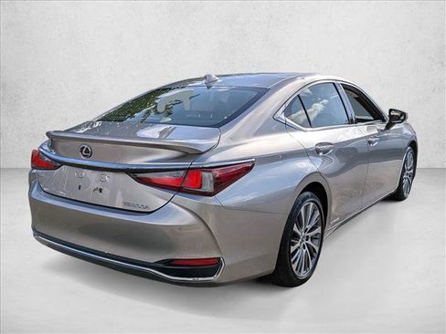Used 2019 Lexus ES 300h image 5