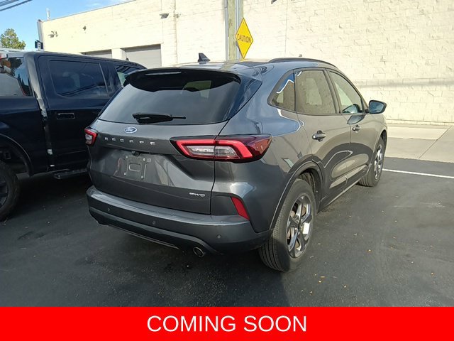 Used 2024 Ford Escape ST-Line w/ Tech Pack #1 AWD/4WD image 8