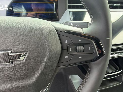New 2027 Chevrolet Bolt LT w/ Comfort Package FWD image 21