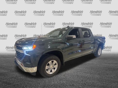 Used 2025 Chevrolet Silverado 1500 LT AWD/4WD image 39