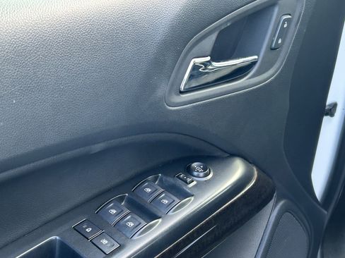 Used 2022 GMC Canyon Elevation image 10