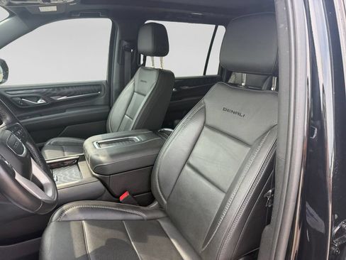 Used 2022 GMC Yukon XL Denali AWD/4WD image 21