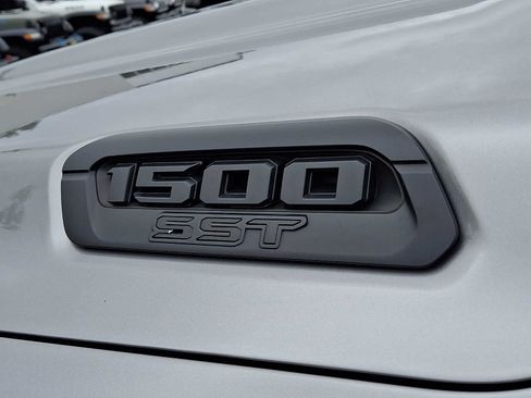 Used 2025 RAM 1500 Big Horn AWD/4WD image 34