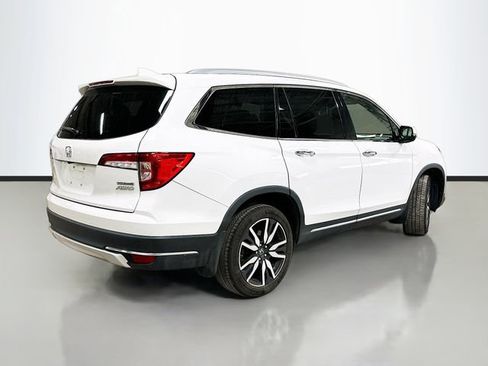 Used 2022 Honda Pilot Touring image 6
