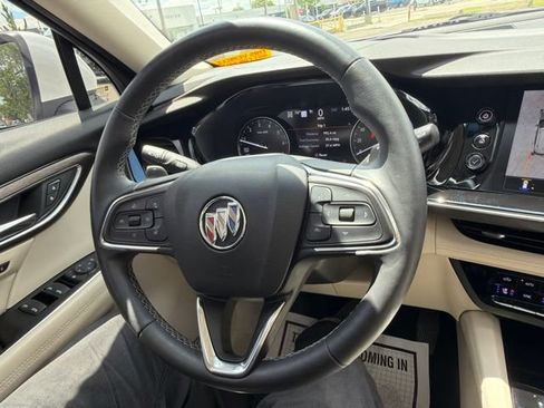 Used 2023 Buick Envision Avenir AWD/4WD image 35