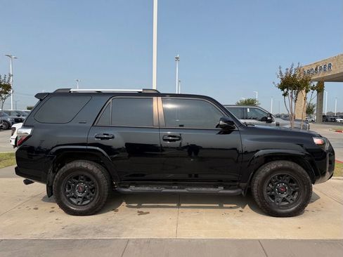 Used 2023 Toyota 4Runner SR5 Premium w/ Moonroof Package RWD image 20