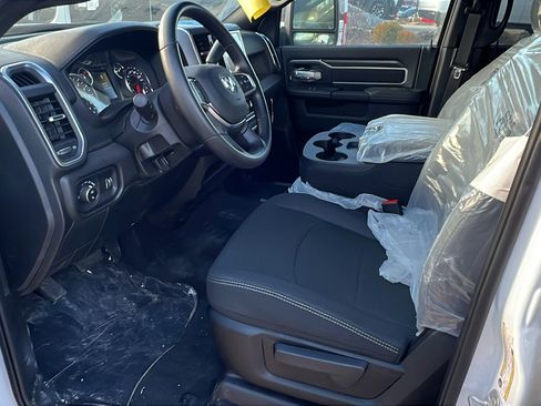 Used 2025 RAM 2500 Big Horn image 15