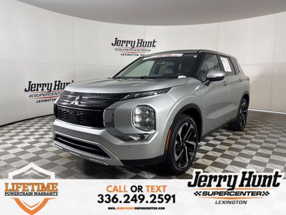 Used 2024 Mitsubishi Outlander SE