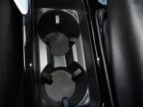 New 2024 Mitsubishi Eclipse Cross LE image 19