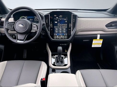 New 2025 Subaru Forester Limited image 5