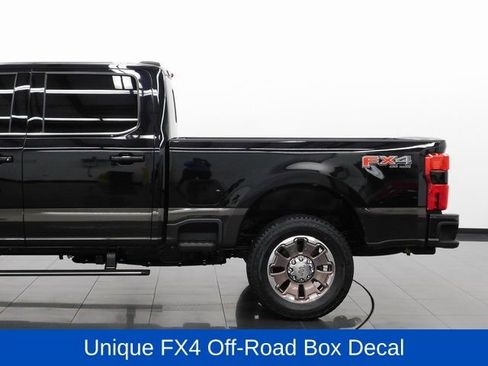 Used 2025 Ford F250 King Ranch w/ FX4 Off-Road Package image 9