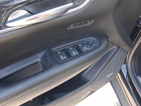 Used 2020 Cadillac XT5 Premium Luxury FWD image 13