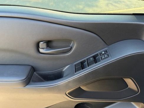 Used 2022 Nissan Frontier S w/ Technology Package RWD image 15