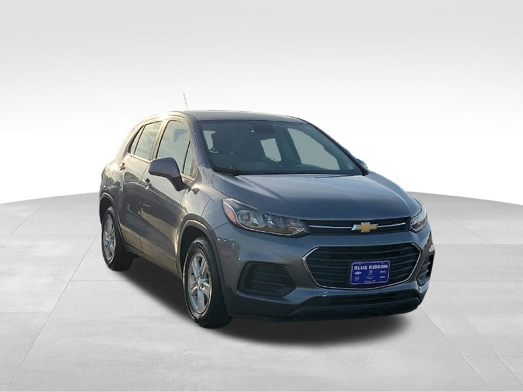 Used 2020 Chevrolet Trax LS FWD image 1