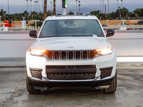 New 2025 Jeep Grand Cherokee L Laredo w/ Luxury Tech Group I image 3