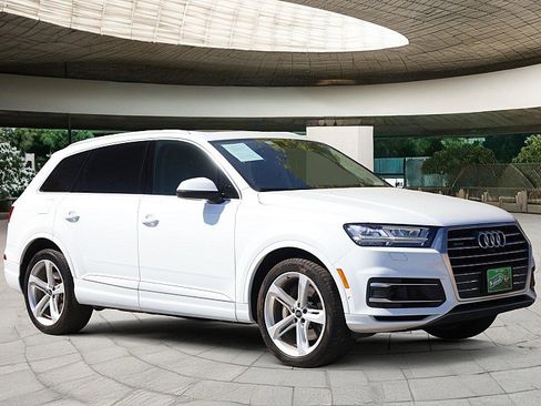 Used 2019 Audi Q7 3.0T Prestige w/ Prestige Package image 8